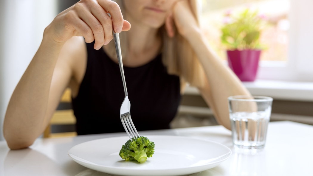 1050x591 understanding eating disorders