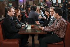 jason-segel-alyson-hannigan-josh-radnor-neil-patrick-harris-cobie-smulders-how-met-your-mother...jpg