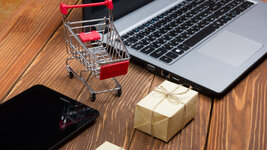 black-friday-cyber-monday-ecommerce-shopping-holiday-ss-1920.jpg