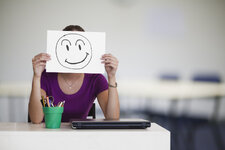 o-work-happy-facebook_1718282070.jpg