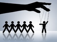 Psikolojik Açıdan Manipüle Edildiğimizi Nasıl Anlarız?