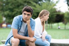 5-Signs-Your-Teen-Is-in-a-Manipulative-Relationship.jpg